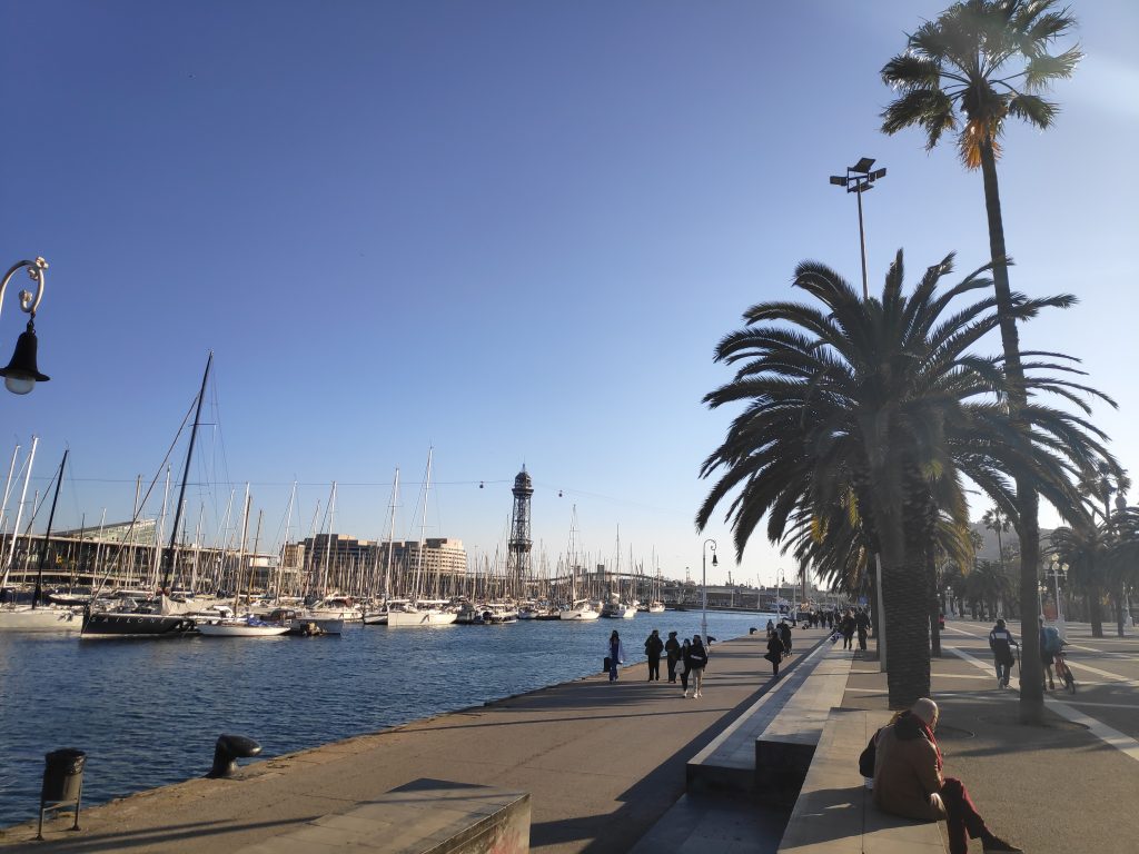 Environmental glance at the Barcelona Port